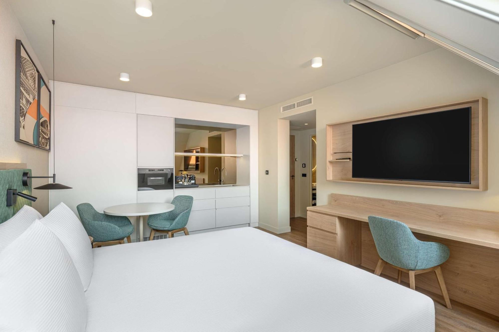 Hilton Garden Inn Debrecen City Center Esterno foto