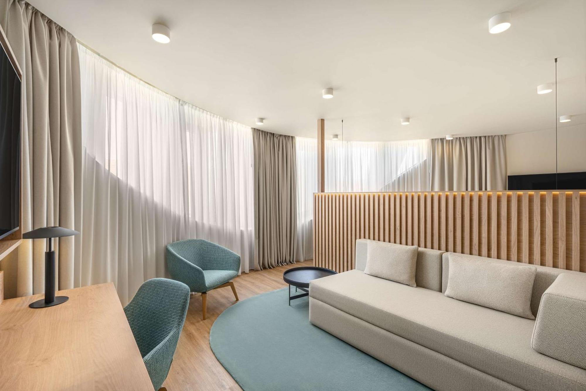 Hilton Garden Inn Debrecen City Center Esterno foto