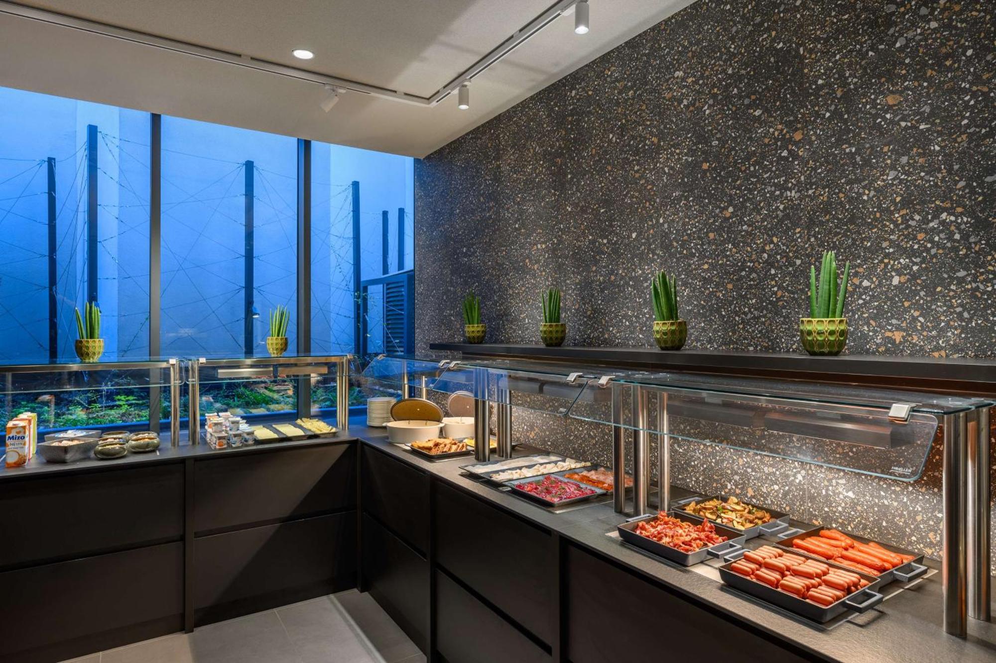 Hilton Garden Inn Debrecen City Center Esterno foto