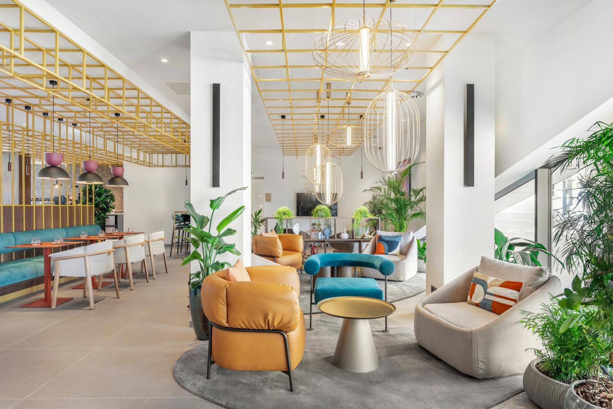 Hilton Garden Inn Debrecen City Center Esterno foto