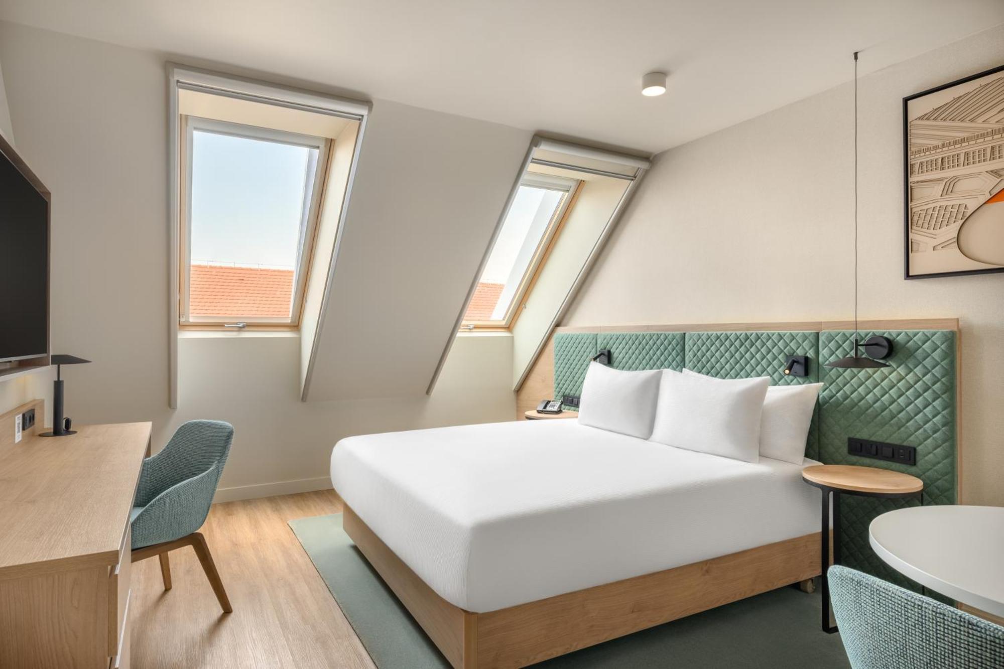Hilton Garden Inn Debrecen City Center Esterno foto