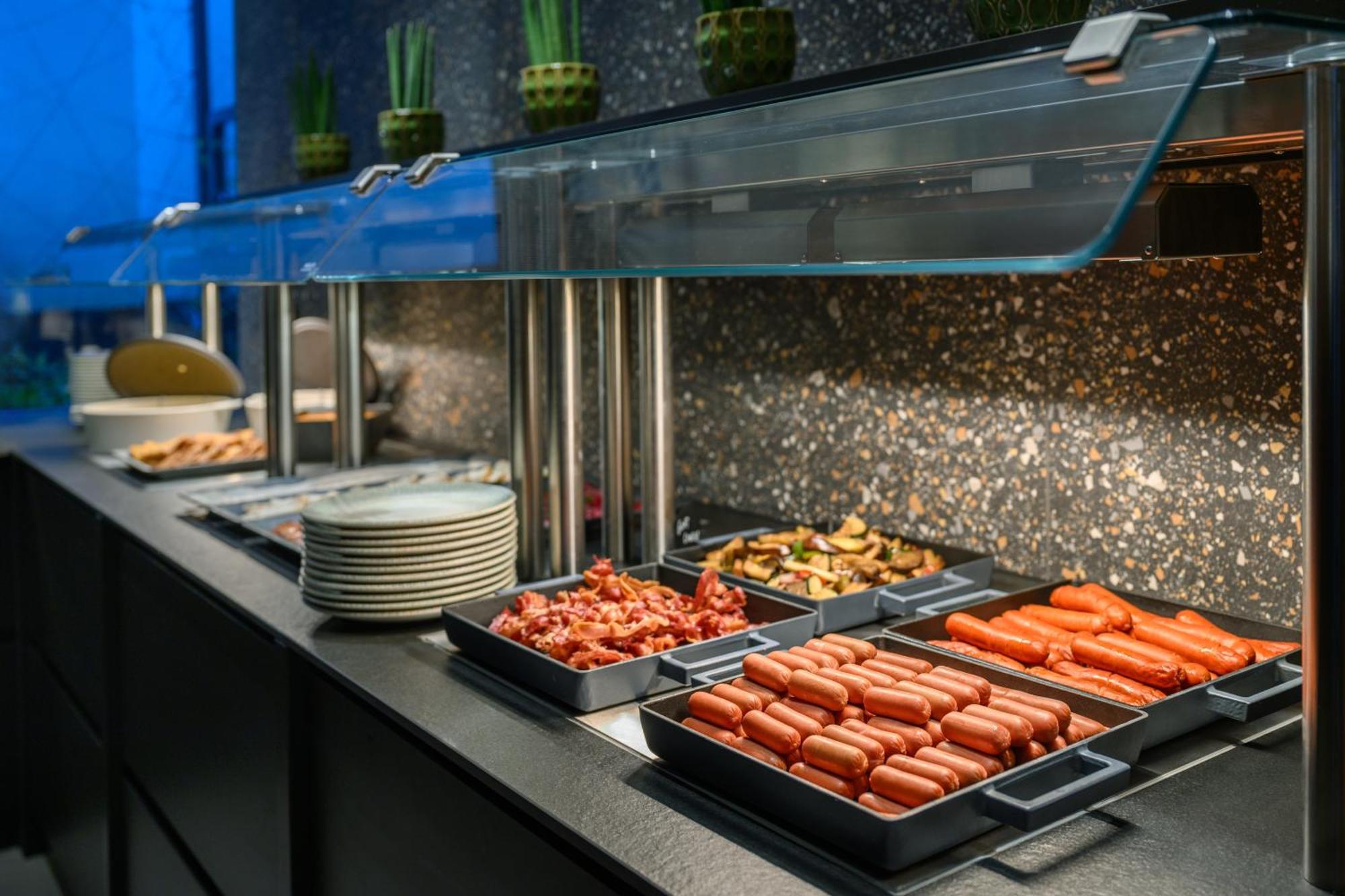 Hilton Garden Inn Debrecen City Center Esterno foto