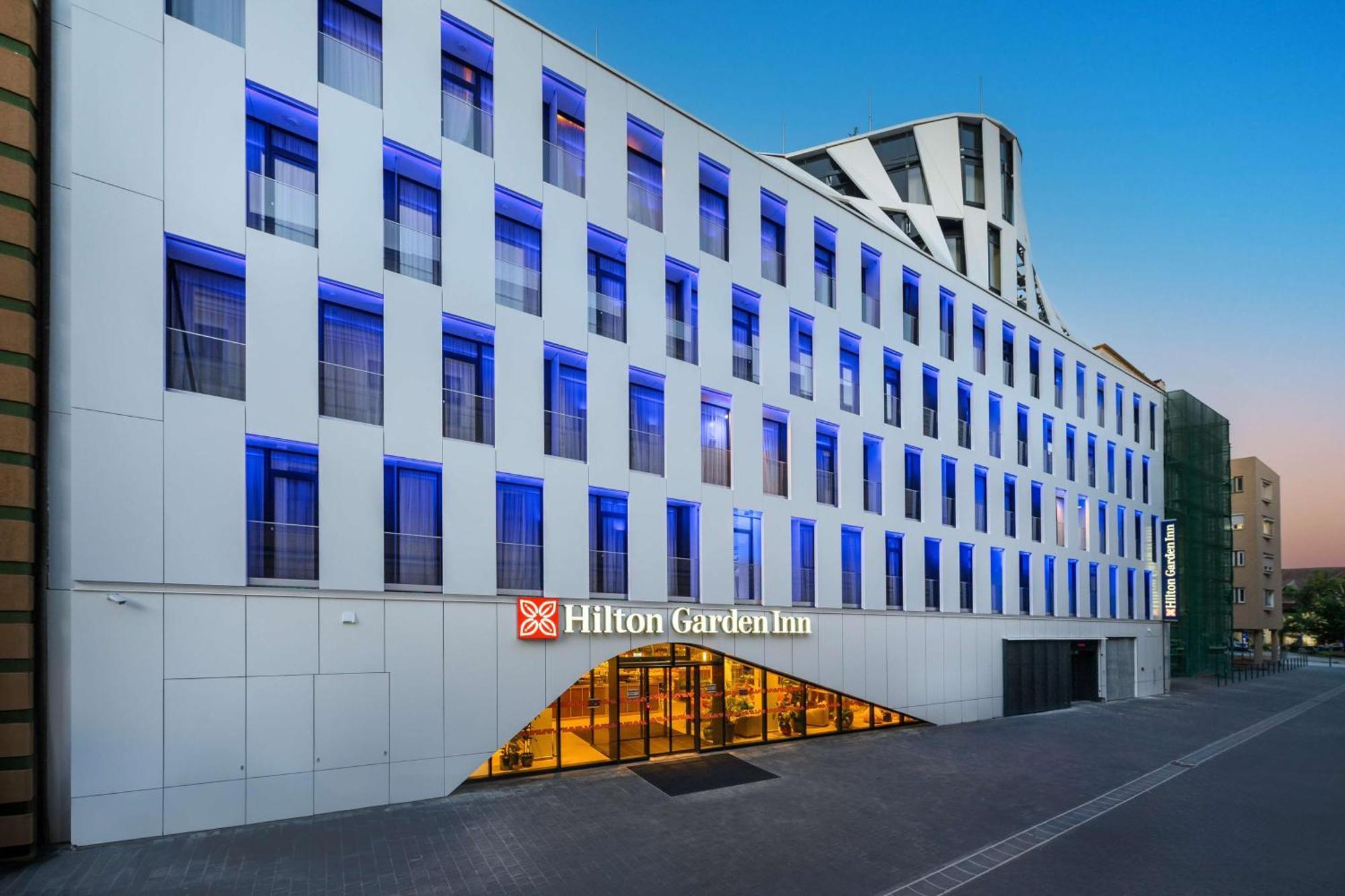 Hilton Garden Inn Debrecen City Center Esterno foto